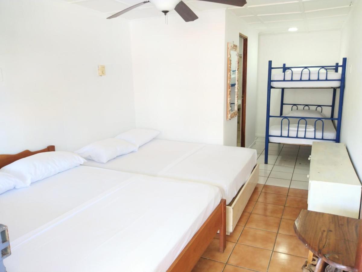 יקו Buena Nota Hostel מראה חיצוני תמונה