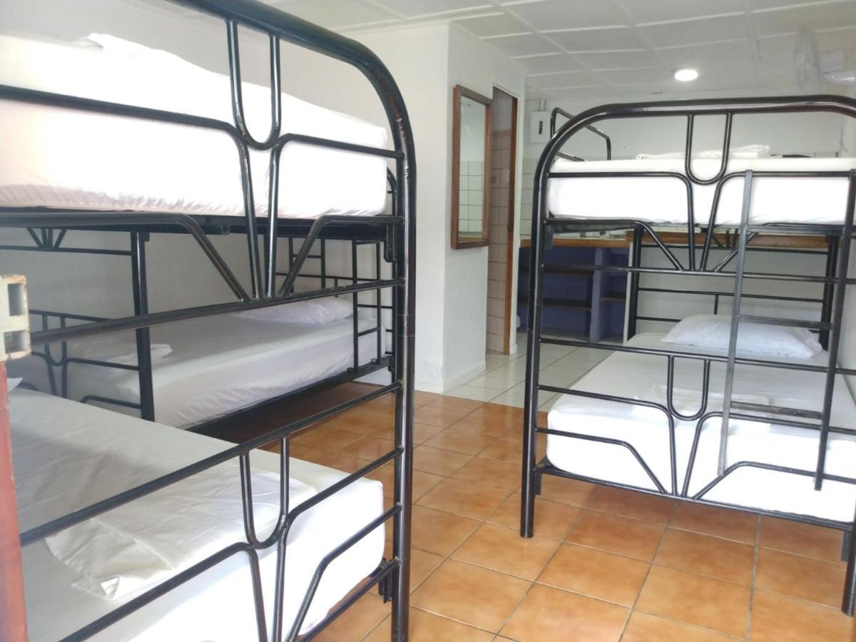 יקו Buena Nota Hostel מראה חיצוני תמונה