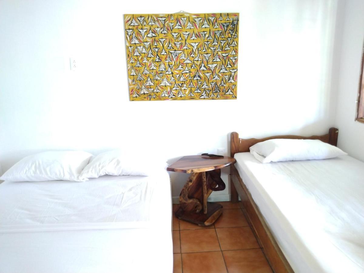 יקו Buena Nota Hostel מראה חיצוני תמונה