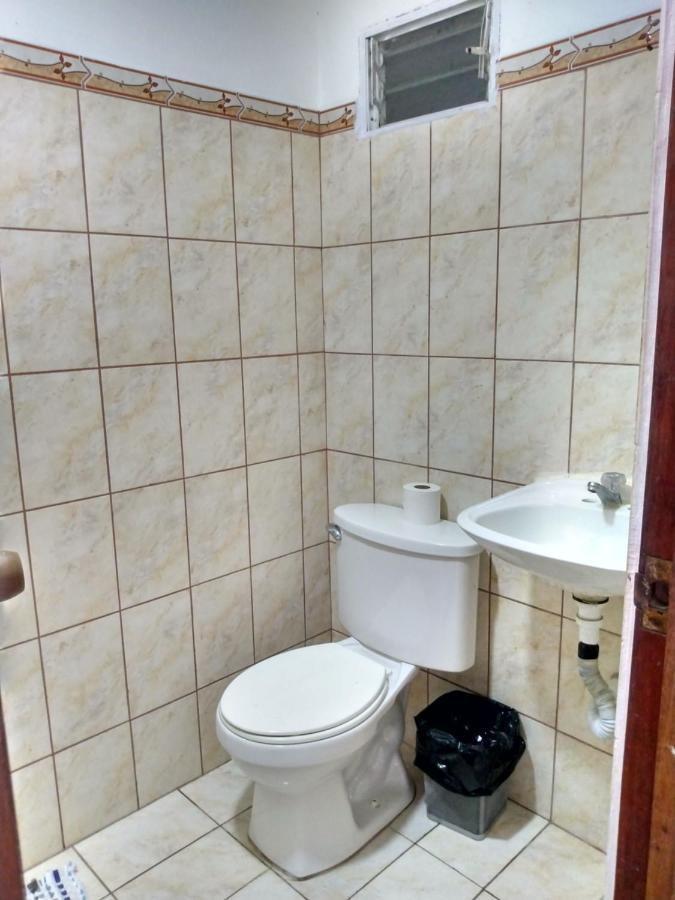 יקו Buena Nota Hostel מראה חיצוני תמונה