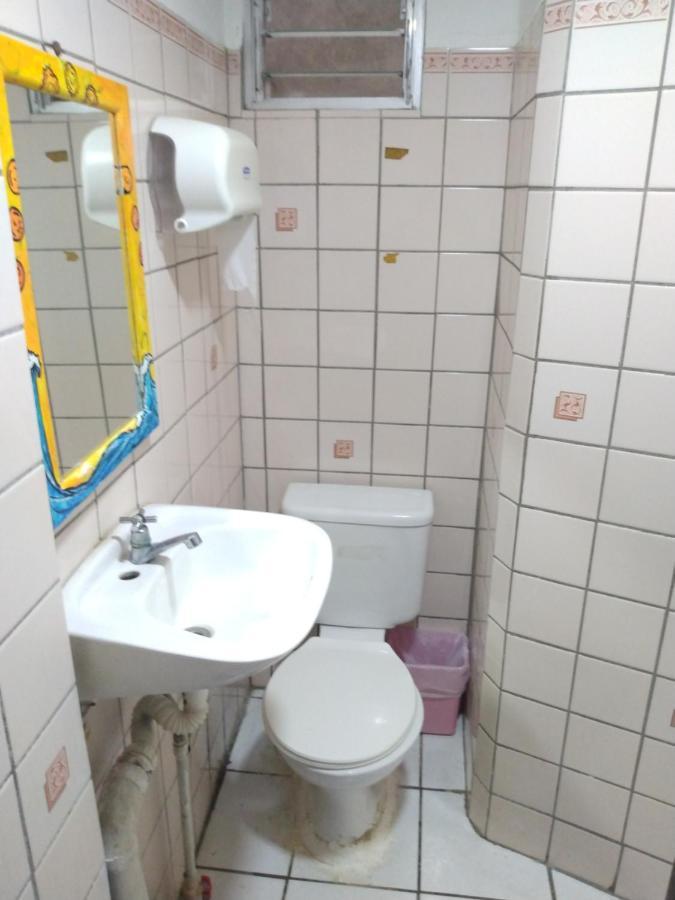 יקו Buena Nota Hostel מראה חיצוני תמונה