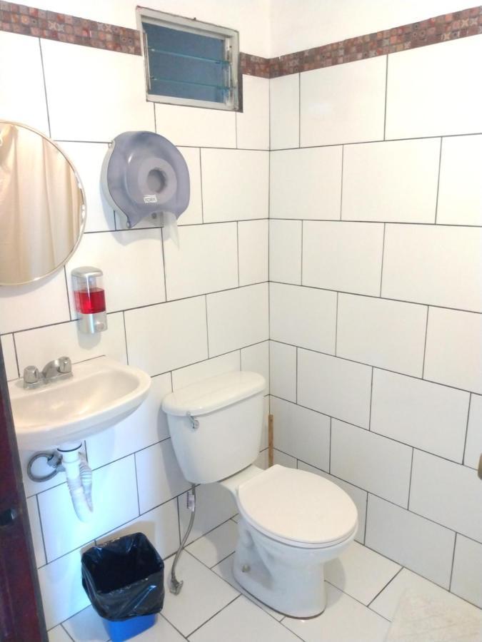 יקו Buena Nota Hostel מראה חיצוני תמונה